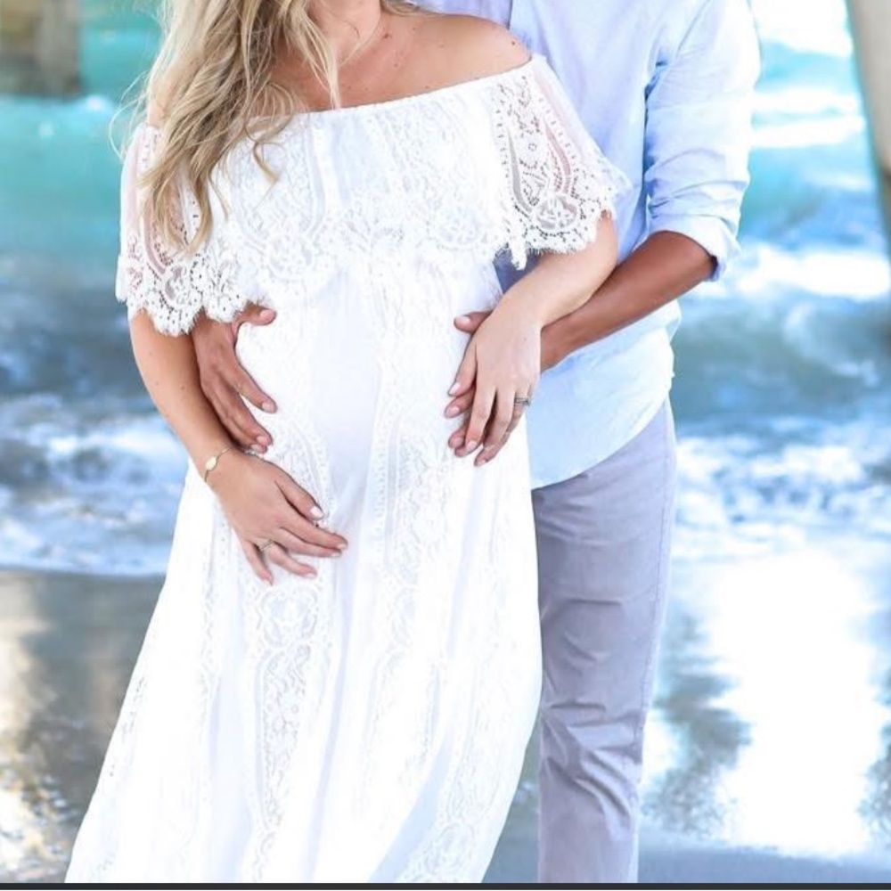 Elegant White Lace Maxi Dress